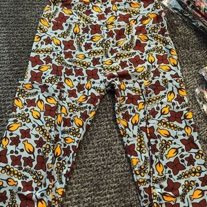 🔹 4 for $30 Lularoe OS Leggings